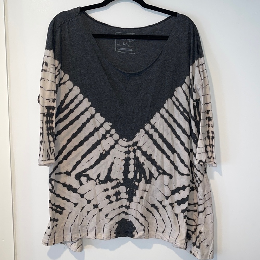 Free People  flowy tye die top